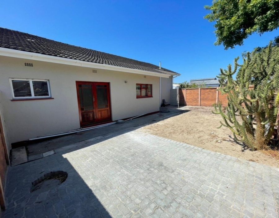 3 Bedroom Property for Sale in Belhar Western Cape